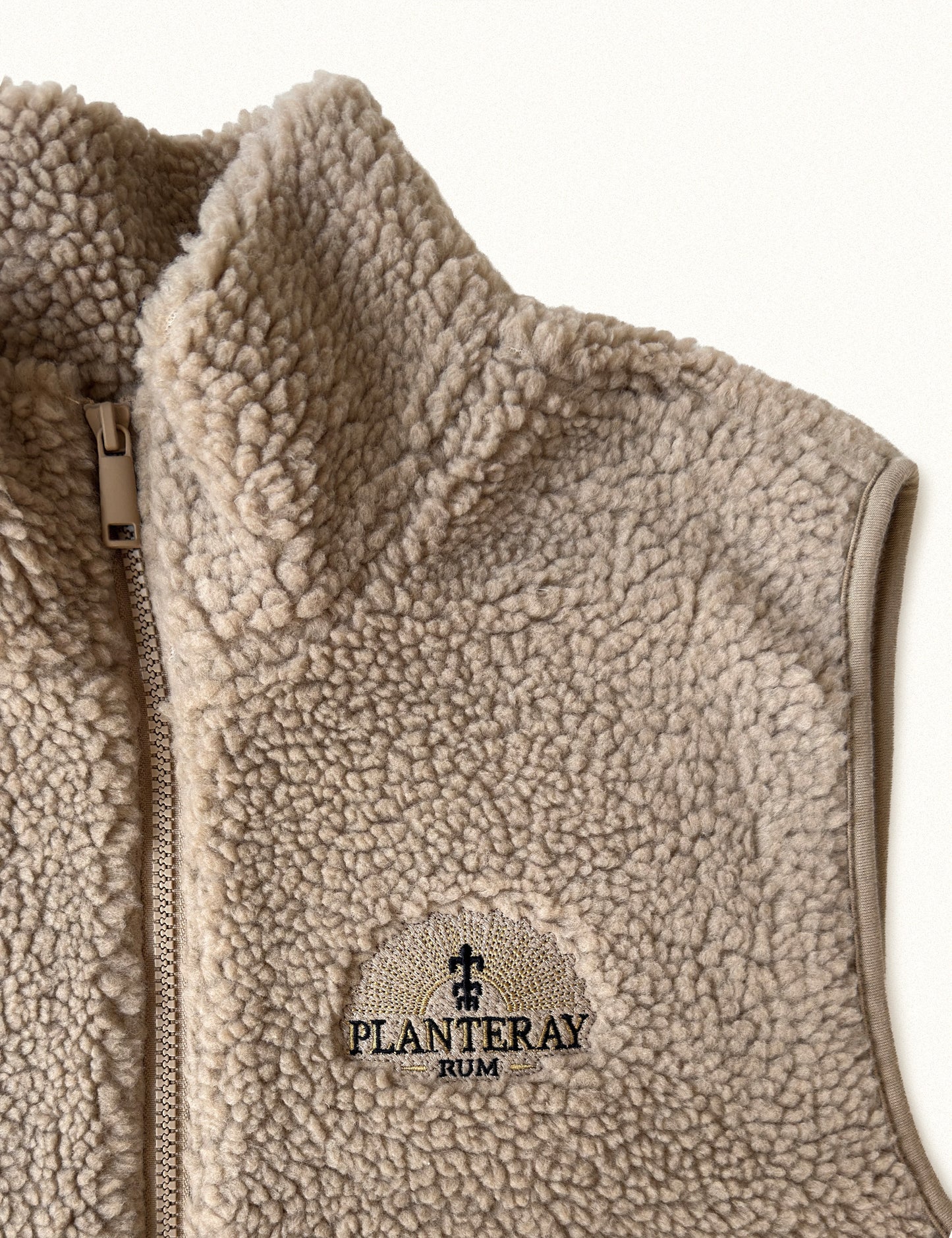 Planteray Piléväst